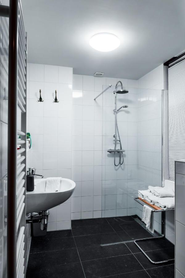 Zala'S B&B Utrecht Bagian luar foto